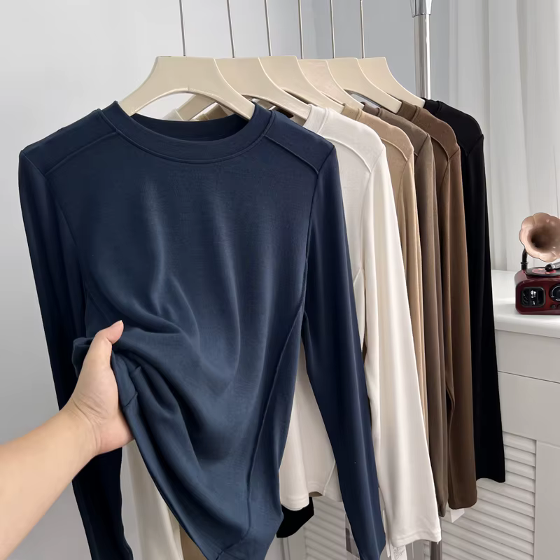 T-shirt à manches longues et col rond pour femme