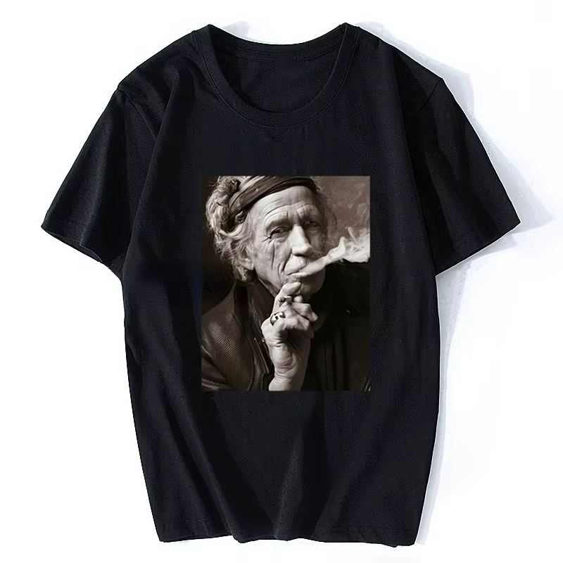 T-shirt manches courtes homme, modèle 2019 et je suis encore là