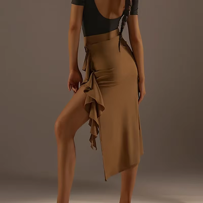 Hauts de danse latine noirs pour femmes