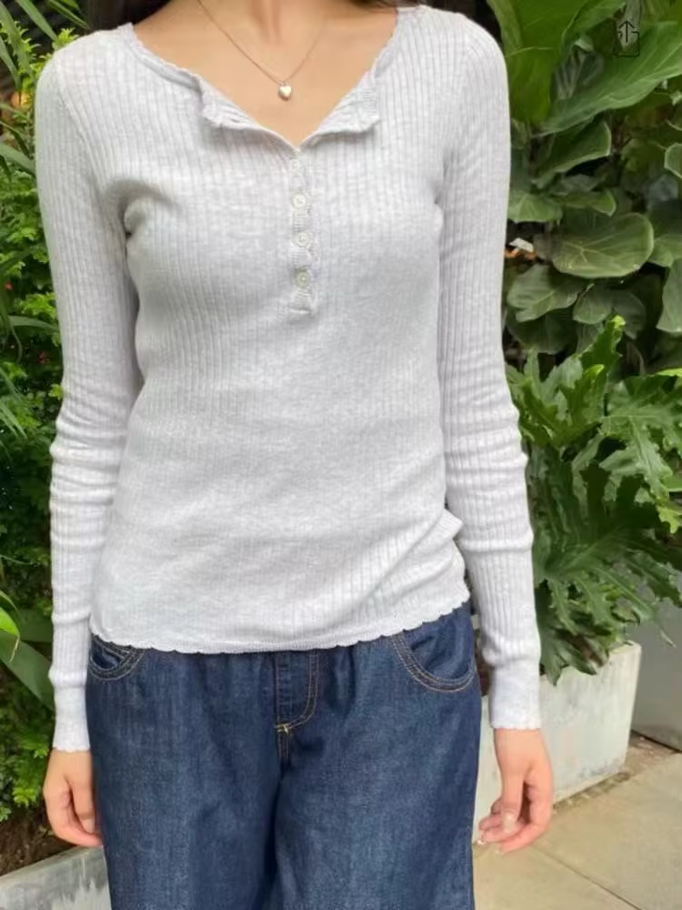 Gris dentelle garniture col à manches longues T-shirts femmes automne torsion tricoté mince nouveau bouton coton