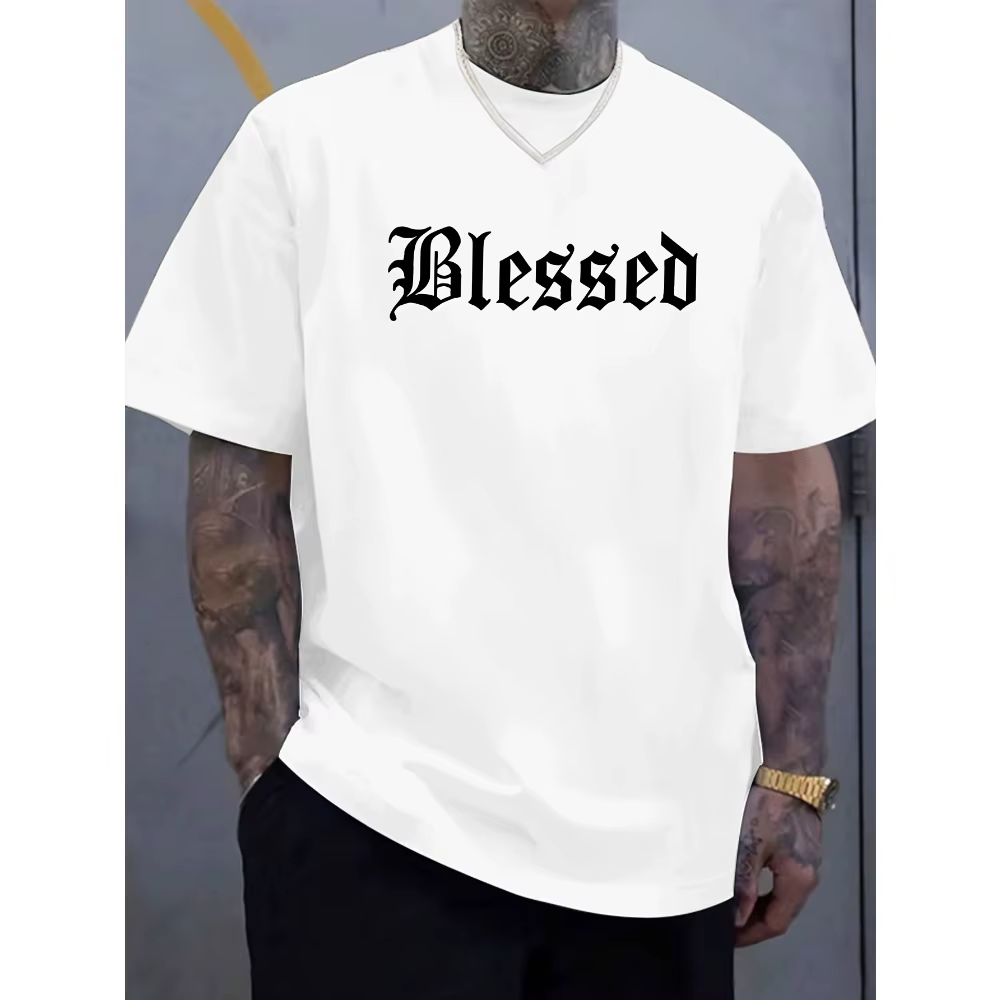 T-shirt minimaliste avec imprimé audacieux sur la poitrine