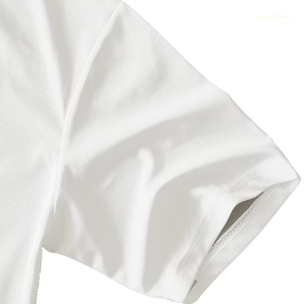 T-shirt personnalisé avec logo et nom