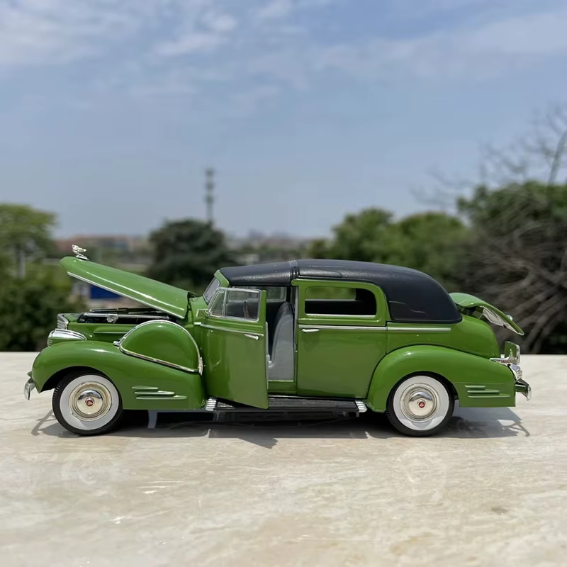 1:30 classique vieille voiture alliage Luxy modèle