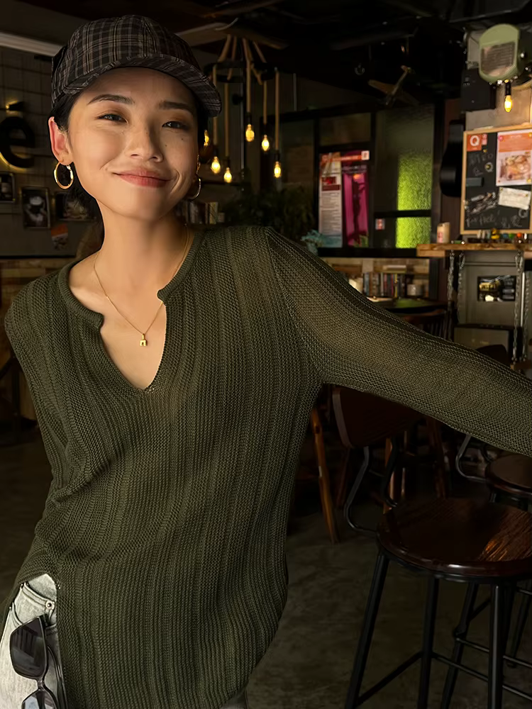 Pull à col en V pour femme