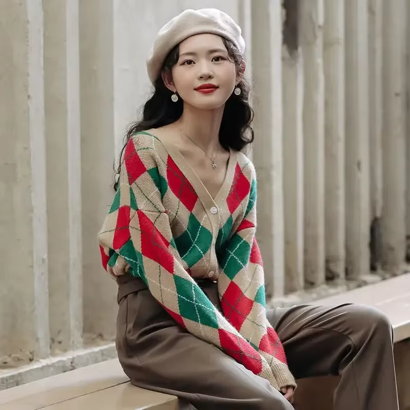Hauts en tricot pour femme à carreaux vert col en v pull