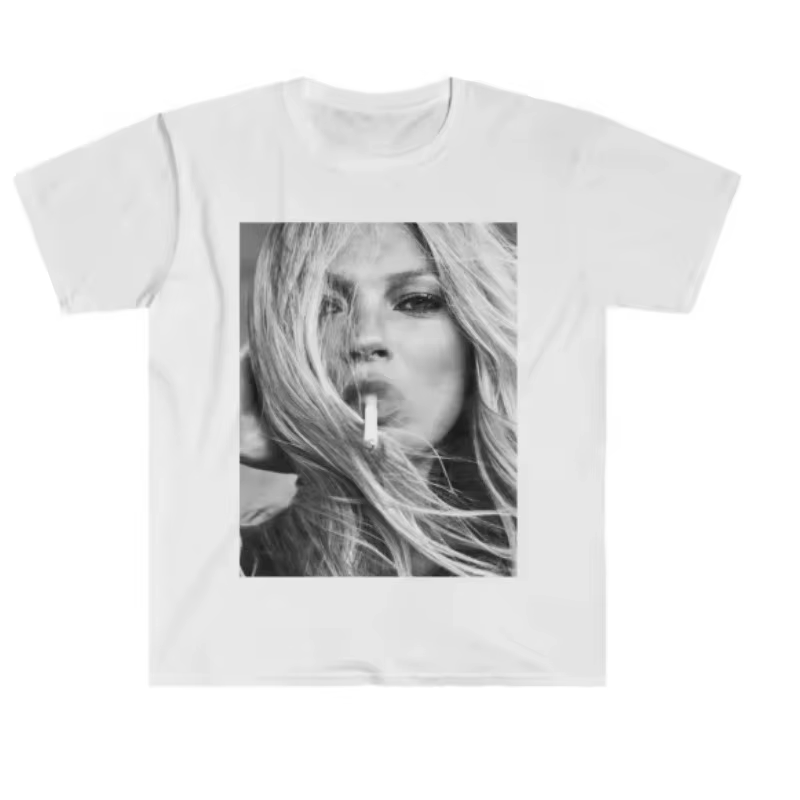 Nouveaux T-shirts tendance été, Chemises années 90, T-shirts rétro, T-shirts Supermodel années 90, Chemises imprimées rétro, Imprimés modèle années 90